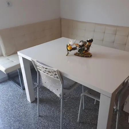 Tone Apartman *